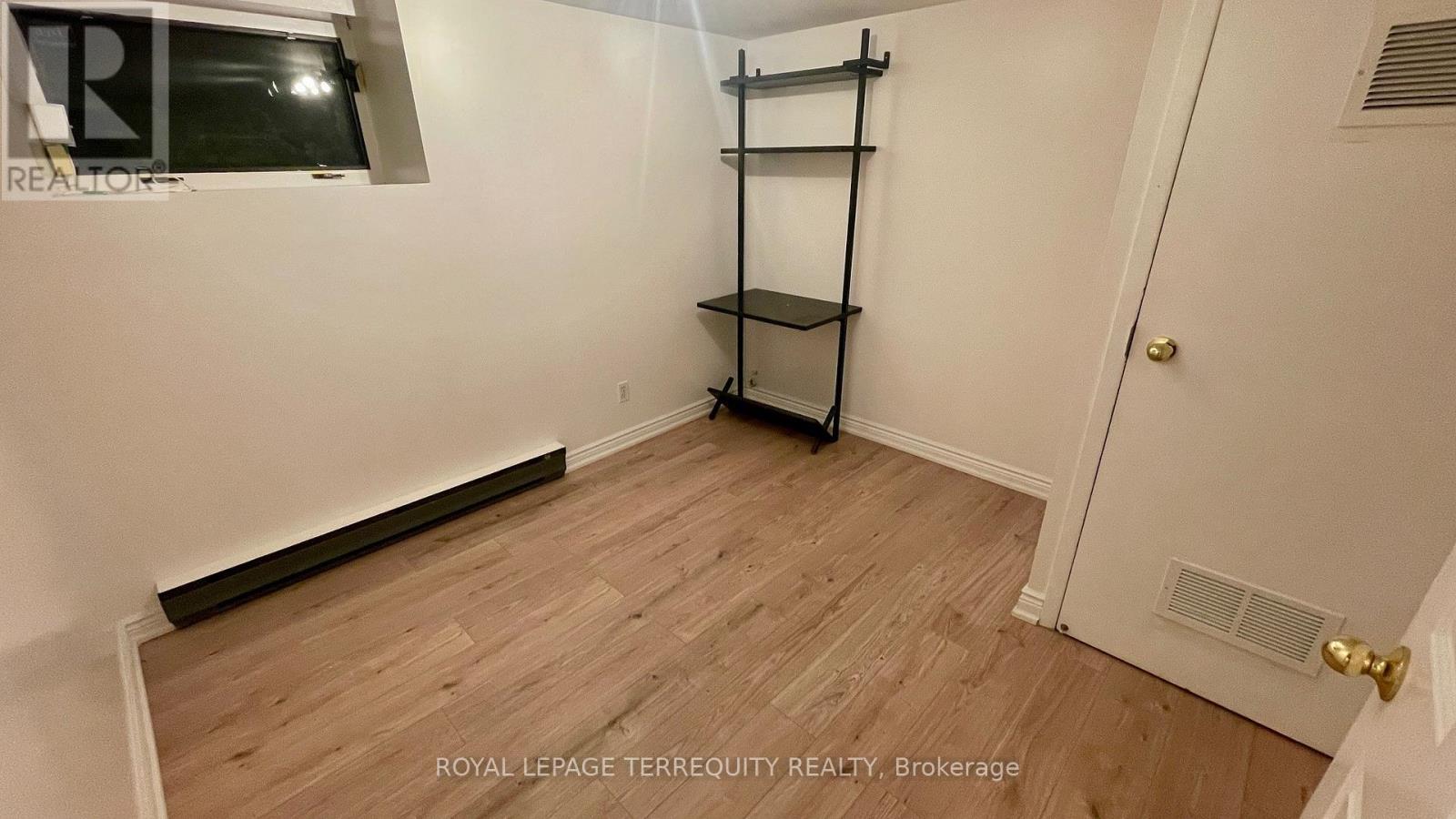 Bsmt - 150 Albany Avenue, Toronto, Ontario  M5R 3C4 - Photo 3 - C12753466