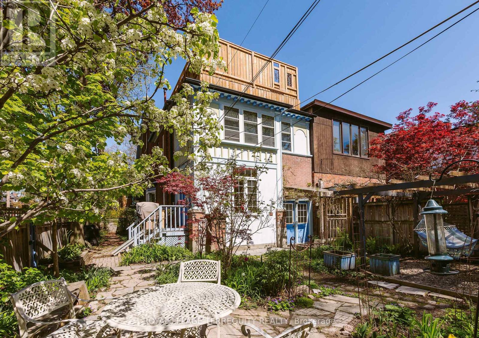 Bsmt - 150 Albany Avenue, Toronto, Ontario  M5R 3C4 - Photo 9 - C12753466