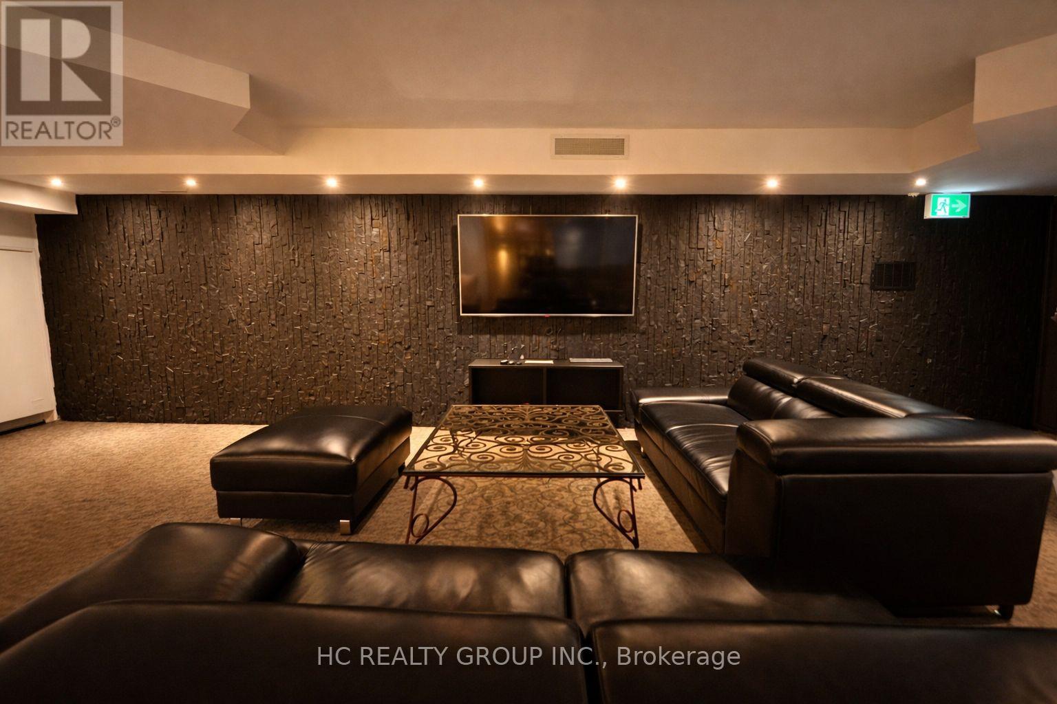 906 - 33 University Avenue, Toronto (Bay Street Corridor), Ontario  M5J 2S7 - Photo 16 - C12753484