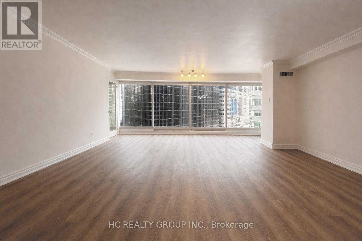 906 - 33 University Avenue, Toronto (Bay Street Corridor), Ontario  M5J 2S7 - Photo 5 - C12753484