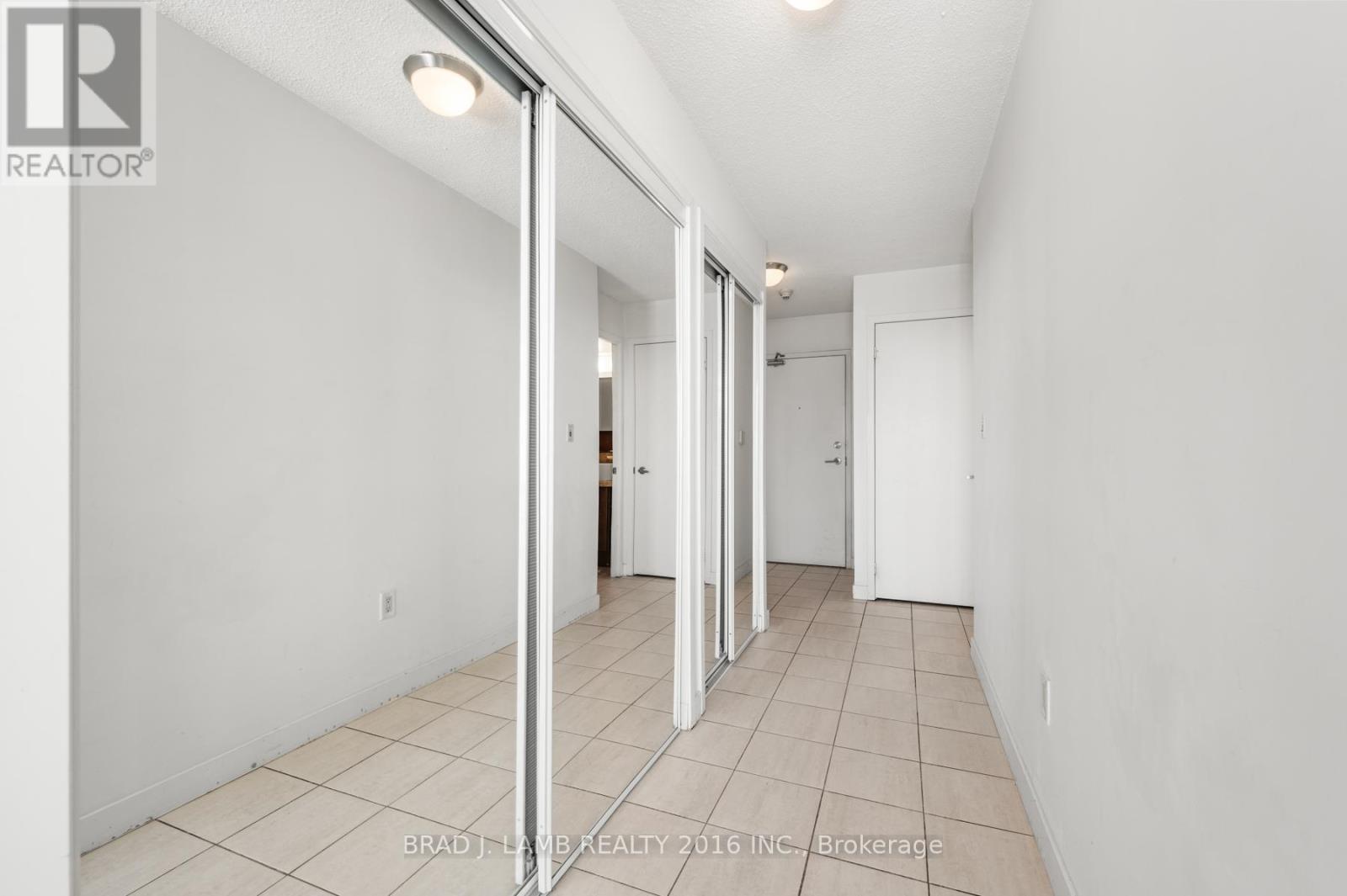 2916 - 11 Brunel Court, Toronto (Waterfront Communities), Ontario  M5V 3Y3 - Photo 7 - C12753494