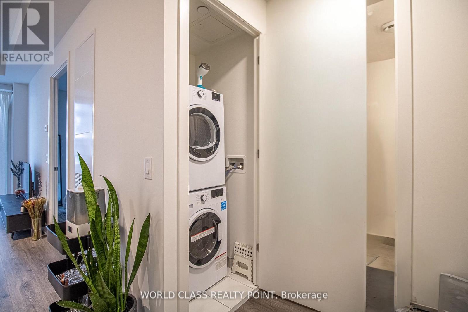 711 - 9 Tecumseth Street, Toronto, Ontario  M5V 3G4 - Photo 15 - C12753512