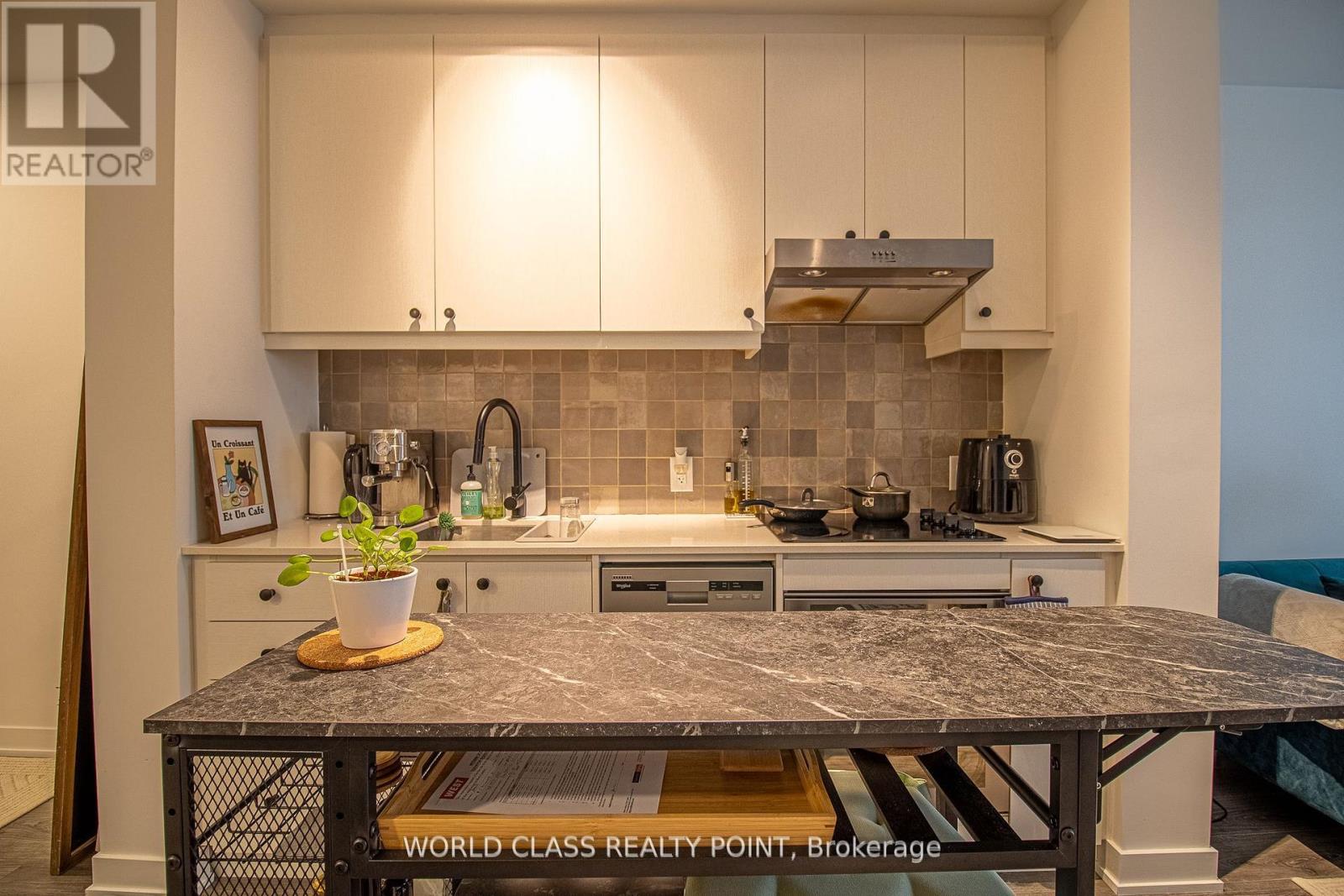 711 - 9 Tecumseth Street, Toronto, Ontario  M5V 3G4 - Photo 7 - C12753512