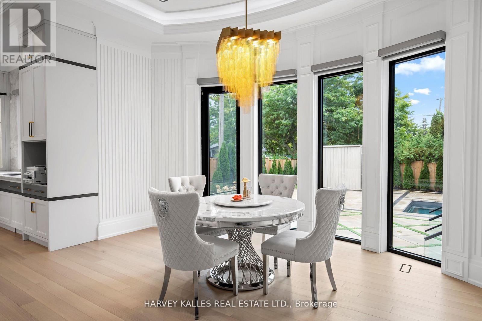 1 Silvergrove Road, Toronto (St. Andrew-Windfields), Ontario  M2L 2N5 - Photo 15 - C12753578