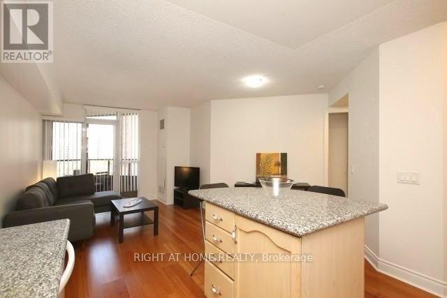 801 - 78 Harrison Garden Boulevard, Toronto (Willowdale East), Ontario  M2N 7E2 - Photo 9 - C12753604