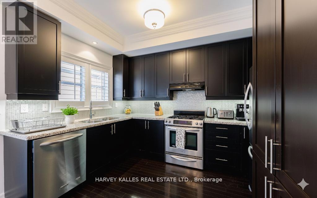 2677a Bathurst Street, Toronto (Bedford Park-Nortown), Ontario  M5N 1S6 - Photo 5 - C12753618