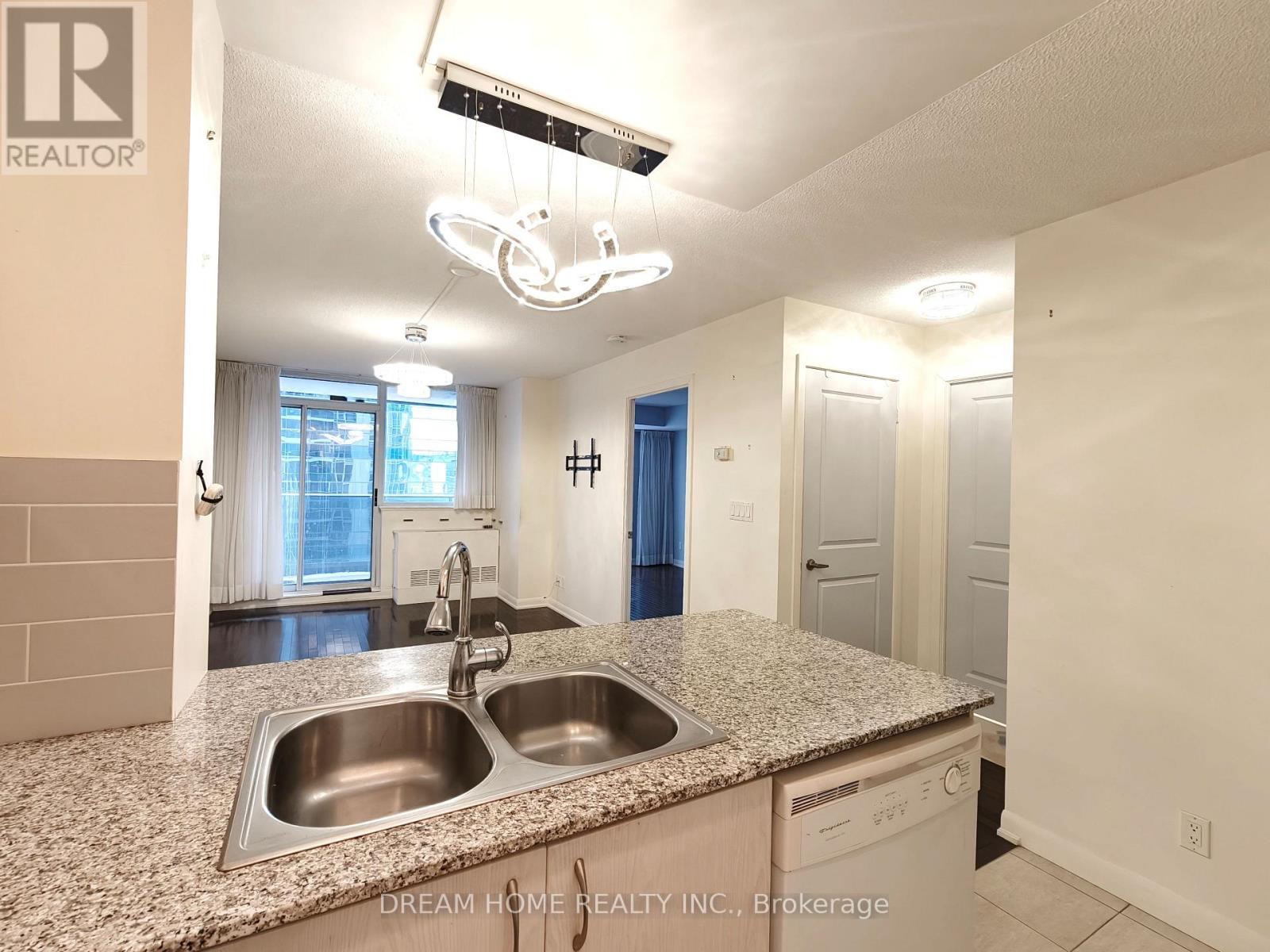 1201 - 5791 Yonge Street, Toronto (Newtonbrook East), Ontario  M2M 0A8 - Photo 9 - C12753674