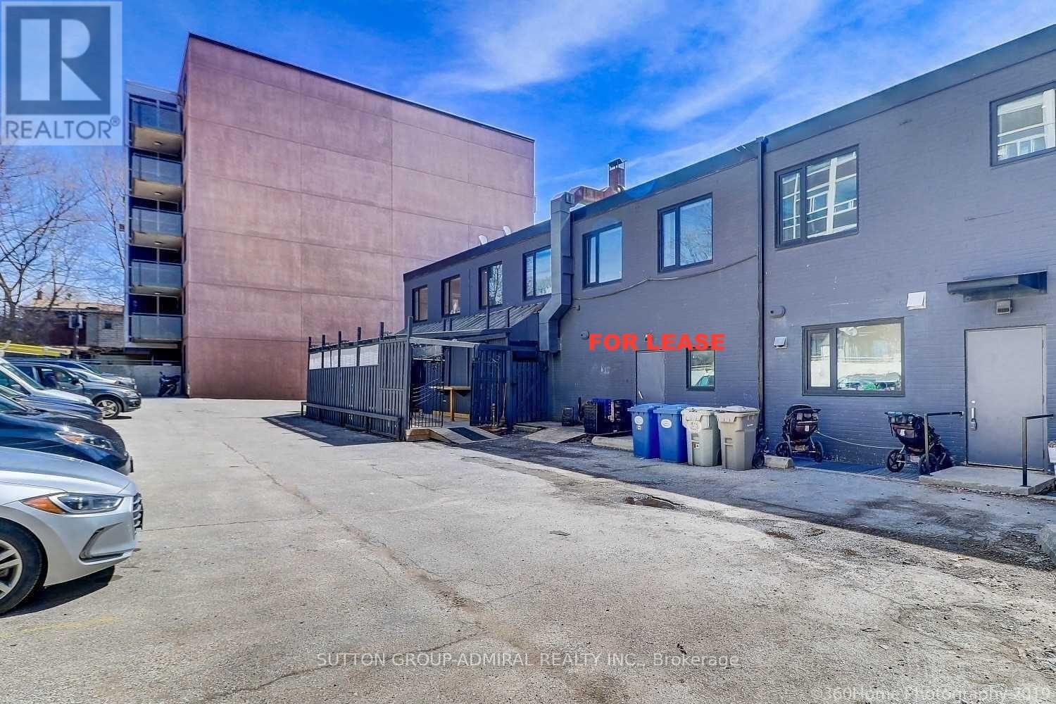 672 Kingston Road, Toronto, Ontario  M4E 1R4 - Photo 3 - E12753404