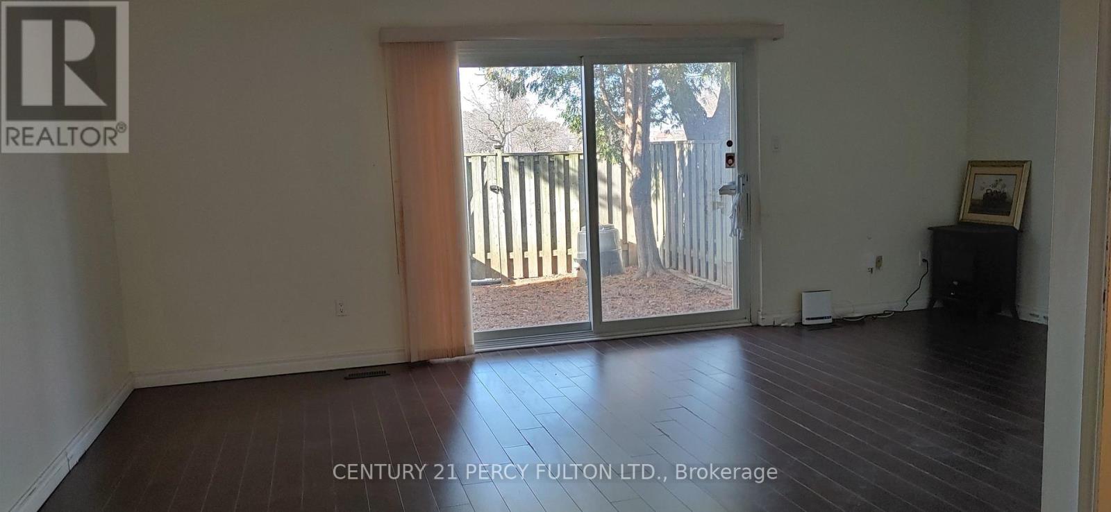 132 - 270 Timberbank Main &2nd Boulevard, Toronto (L'amoreaux), Ontario  M1W 2M1 - Photo 5 - E12753446