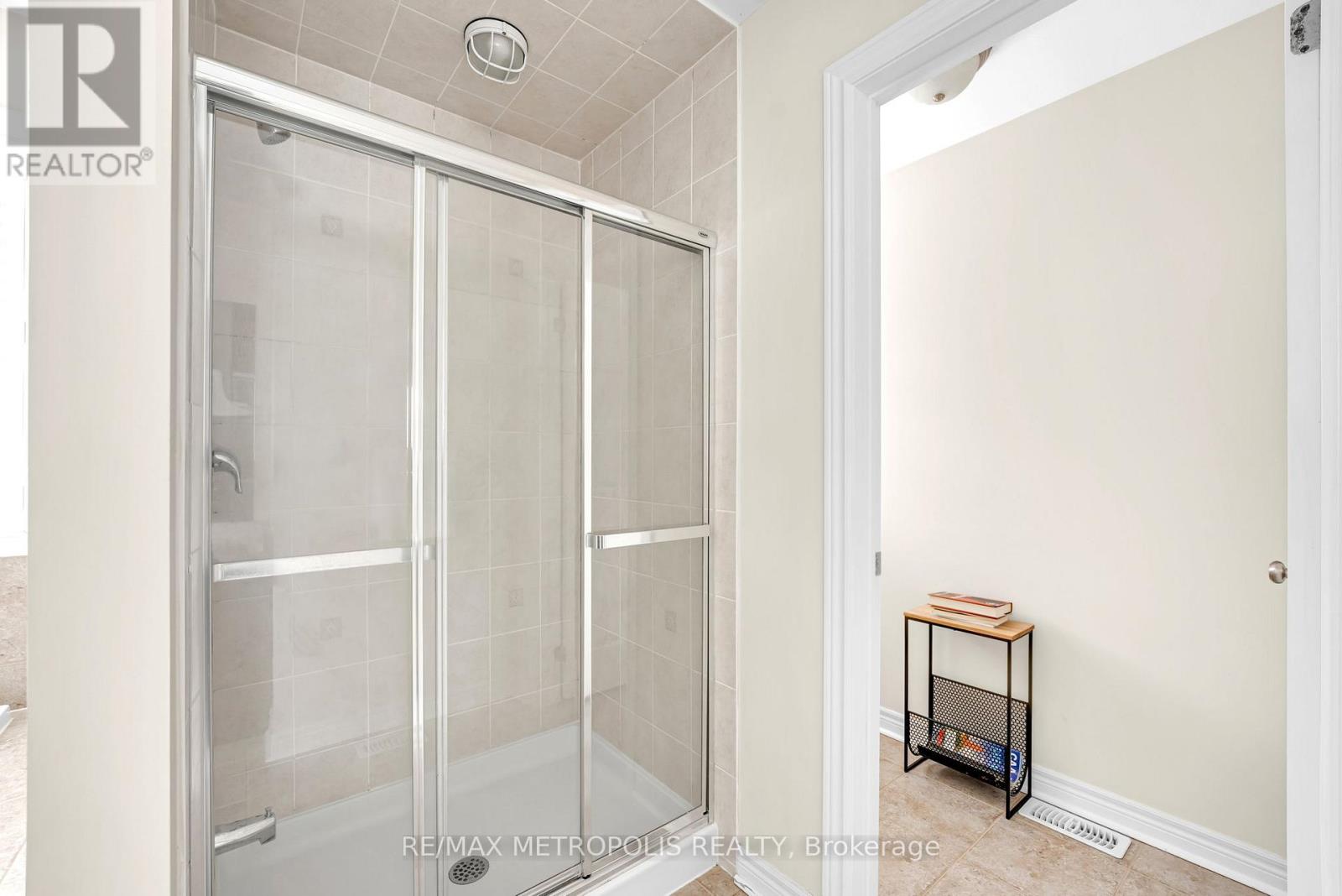 22 Bignell Crescent, Ajax, Ontario  L1Z 0P6 - Photo 21 - E12753472