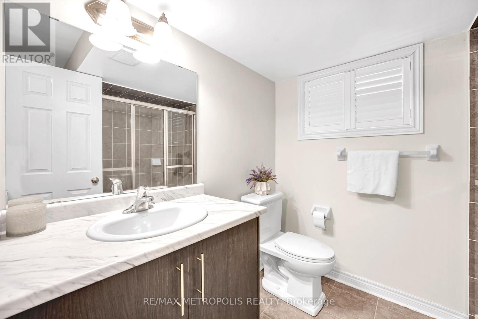 22 Bignell Crescent, Ajax, Ontario  L1Z 0P6 - Photo 33 - E12753472