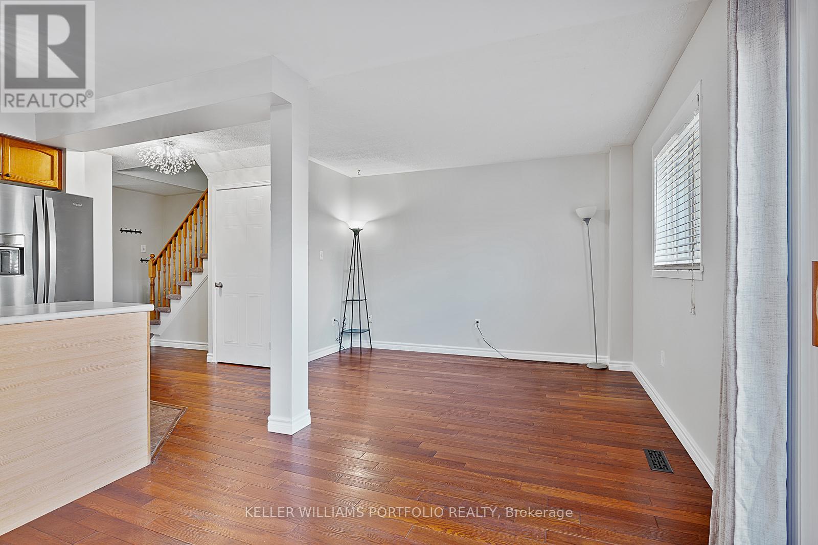 334 Sparrow Circle, Pickering, Ontario  L1V 6Y3 - Photo 18 - E12753508