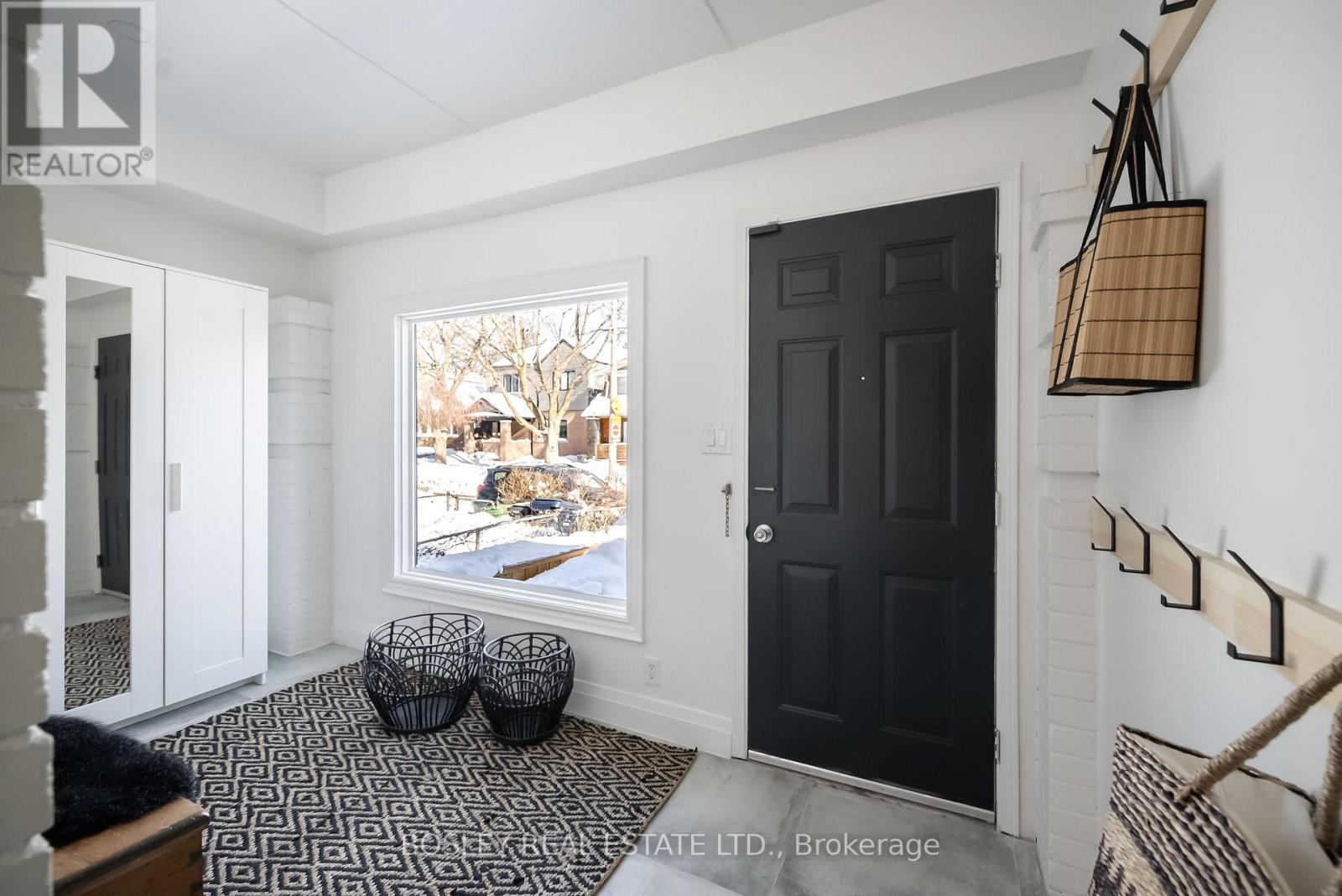 102 Woodfield Road, Toronto, Ontario  M4L 2W6 - Photo 4 - E12753564