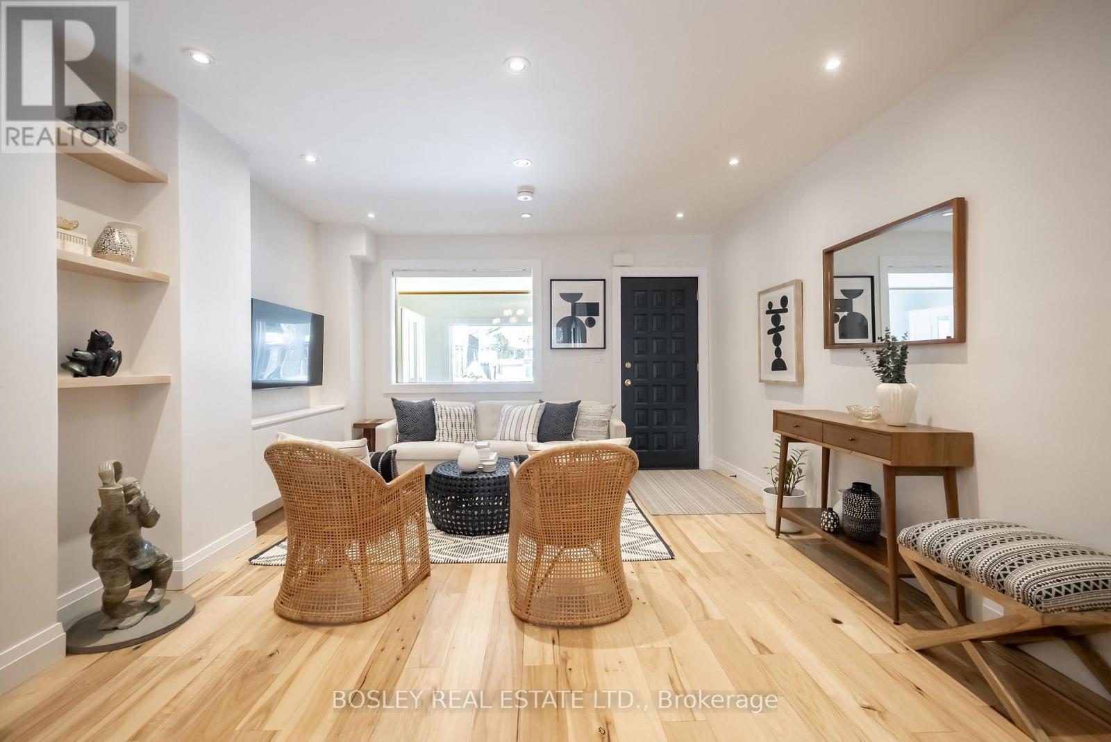 102 Woodfield Road, Toronto, Ontario  M4L 2W6 - Photo 8 - E12753564