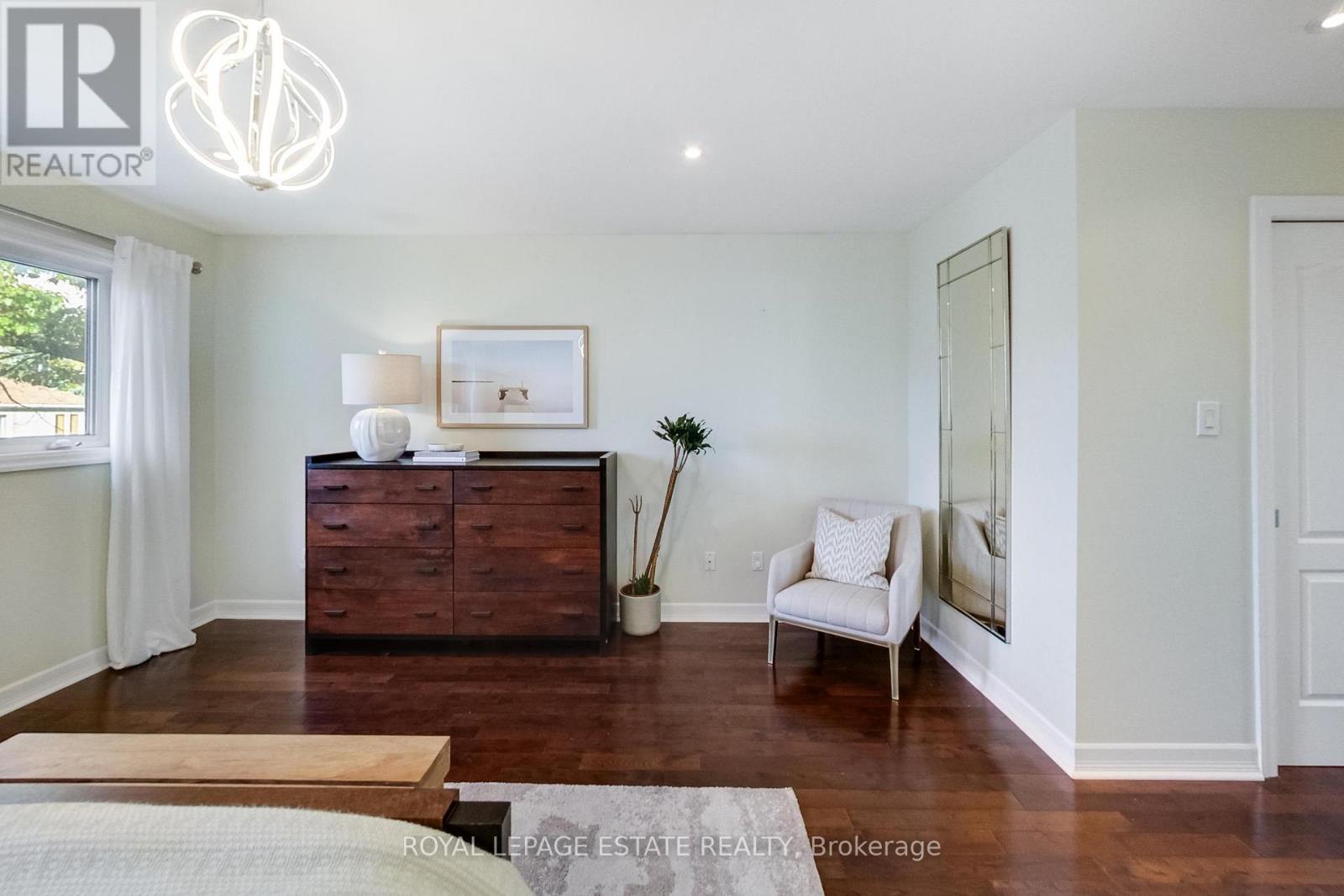 20 Westbrook Avenue, Toronto, Ontario  M4C 2G2 - Photo 18 - E12753610