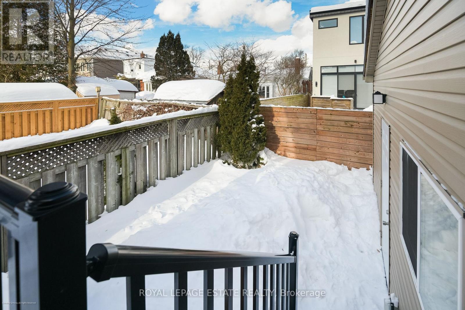 20 Westbrook Avenue, Toronto, Ontario  M4C 2G2 - Photo 30 - E12753610