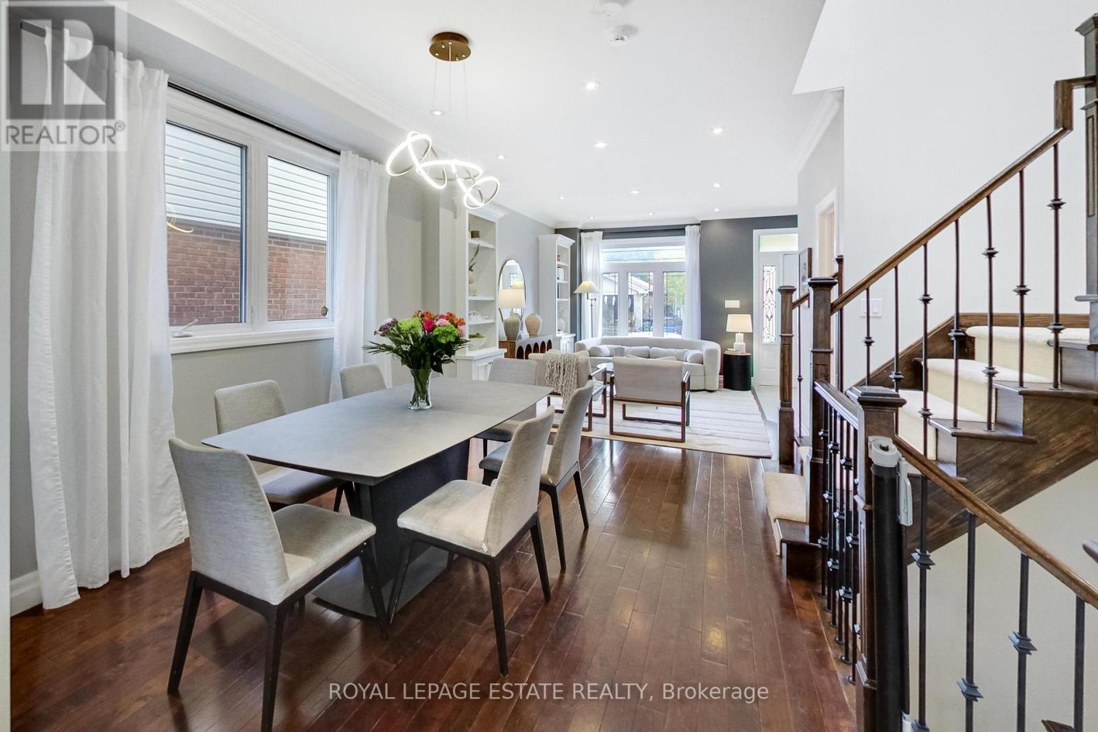 20 Westbrook Avenue, Toronto, Ontario  M4C 2G2 - Photo 8 - E12753610