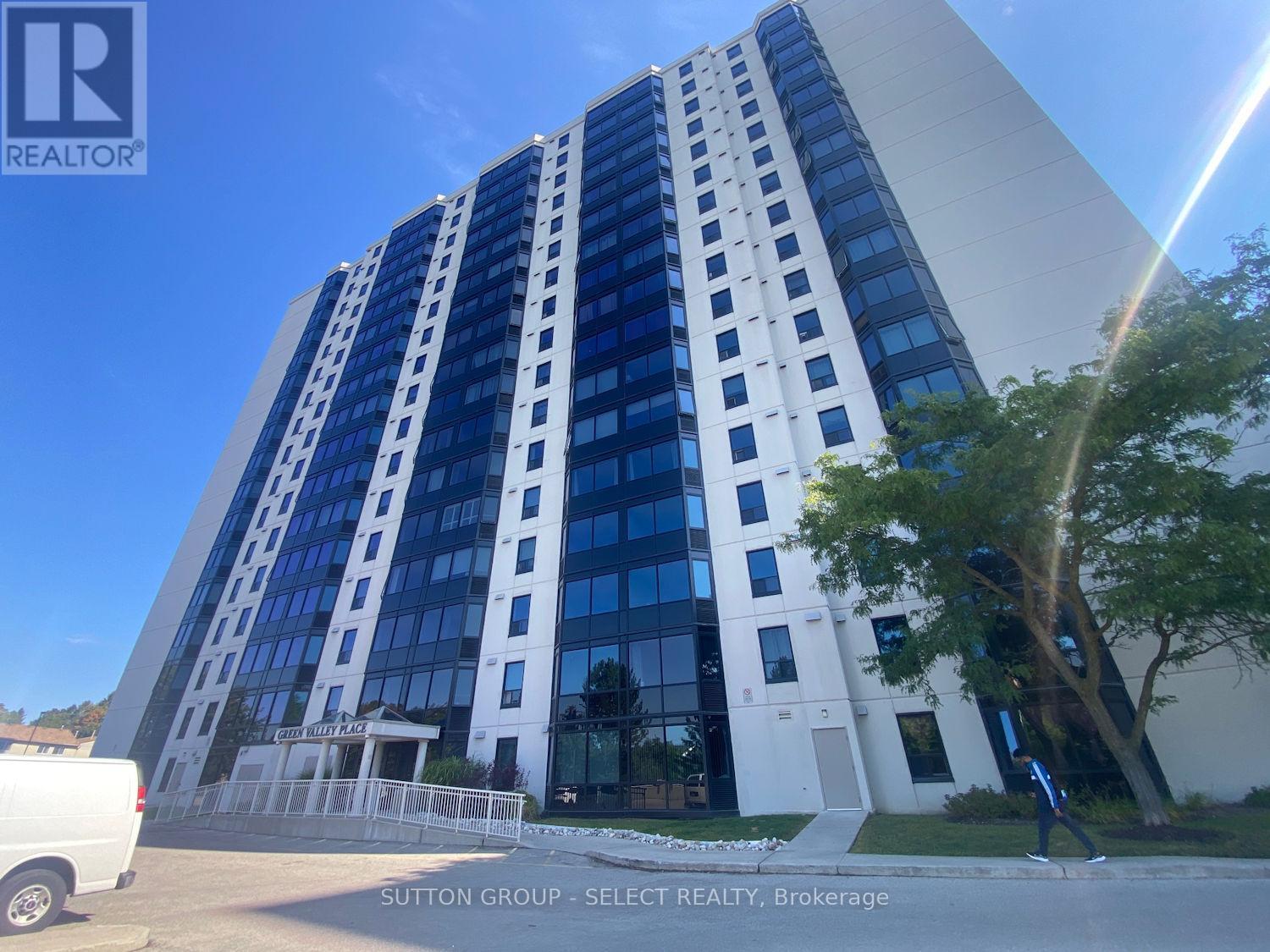 409 - 35 Green Valley Drive, Kitchener, Ontario  N2P 2A5 - Photo 3 - X12675740