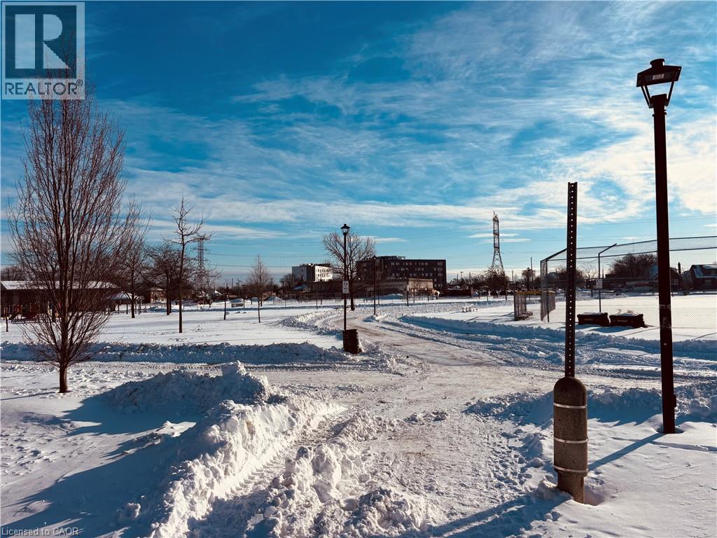 31 Weir Street S, Hamilton, Ontario  L8K 3A3 - Photo 12 - 40802646