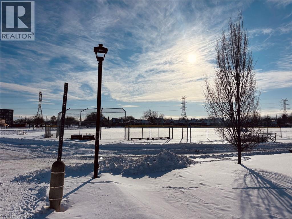 31 Weir Street S, Hamilton, Ontario  L8K 3A3 - Photo 13 - 40802646