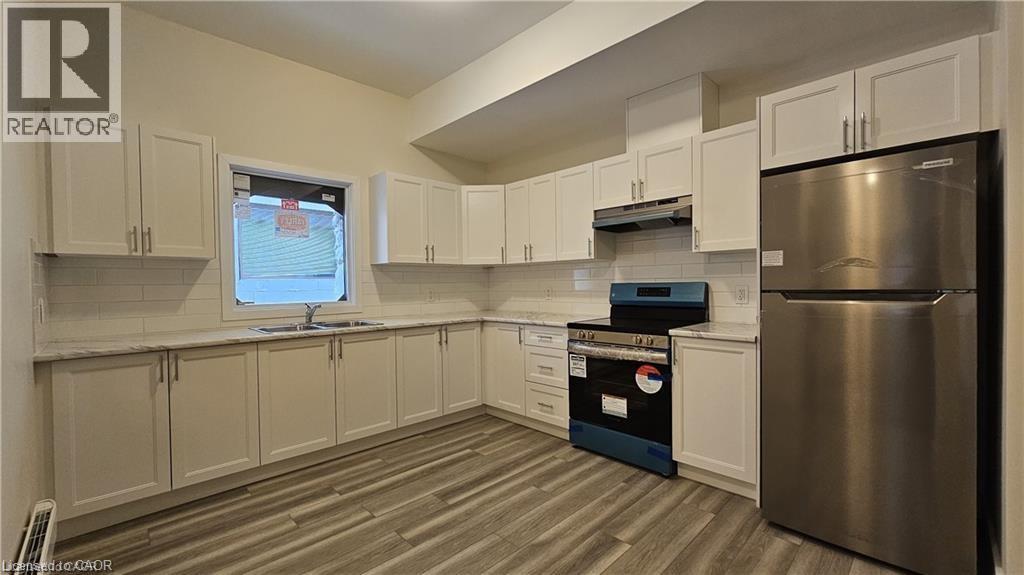 363 Front Street, Belleville, Ontario  K8N 2Z9 - Photo 2 - 40801889