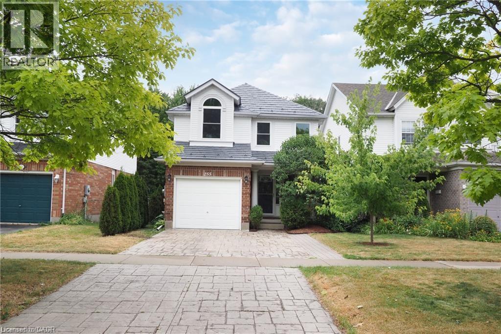 255 PINELAND Place Unit# Main, waterloo, Ontario