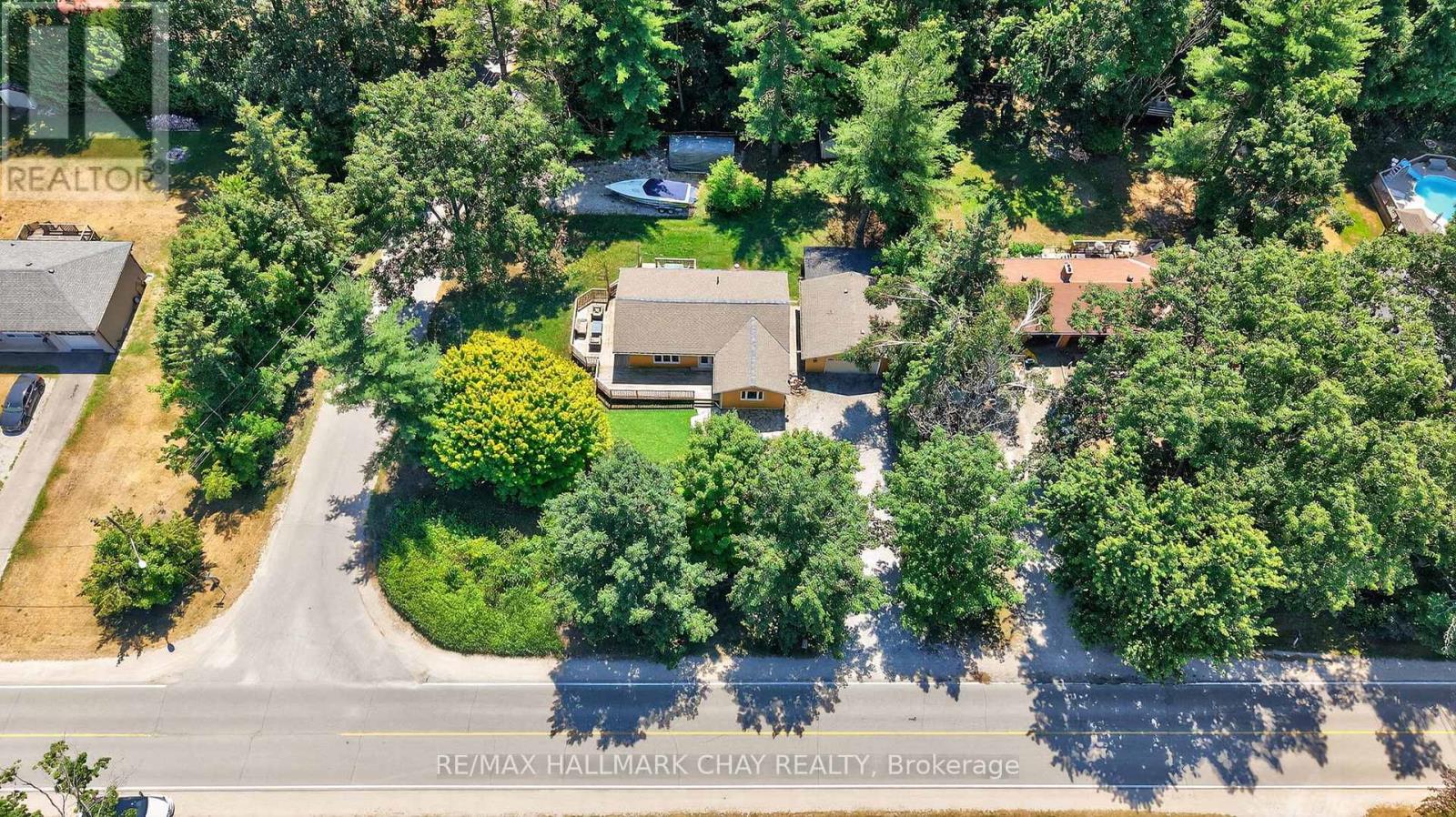 135 Big Bay Point Road, Innisfil, Ontario  L9S 2N3 - Photo 2 - N12753496