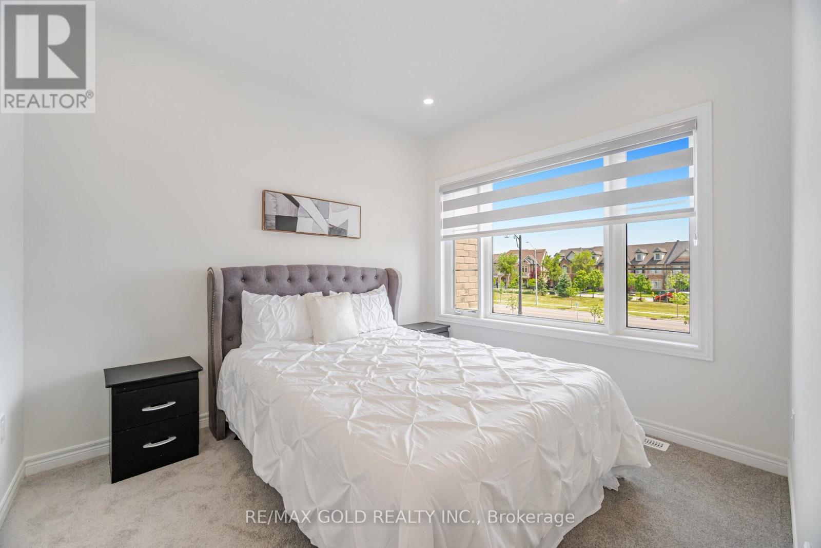 162 Hartington Street, Vaughan (Kleinburg), Ontario  L4H 5J5 - Photo 14 - N12753566