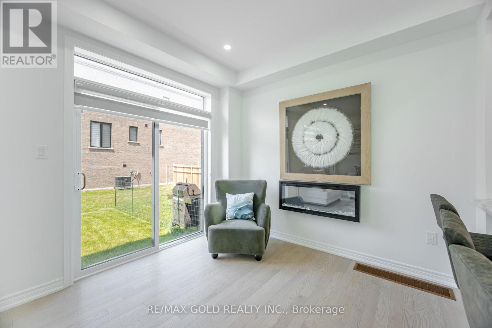 162 Hartington Street, Vaughan (Kleinburg), Ontario  L4H 5J5 - Photo 8 - N12753566