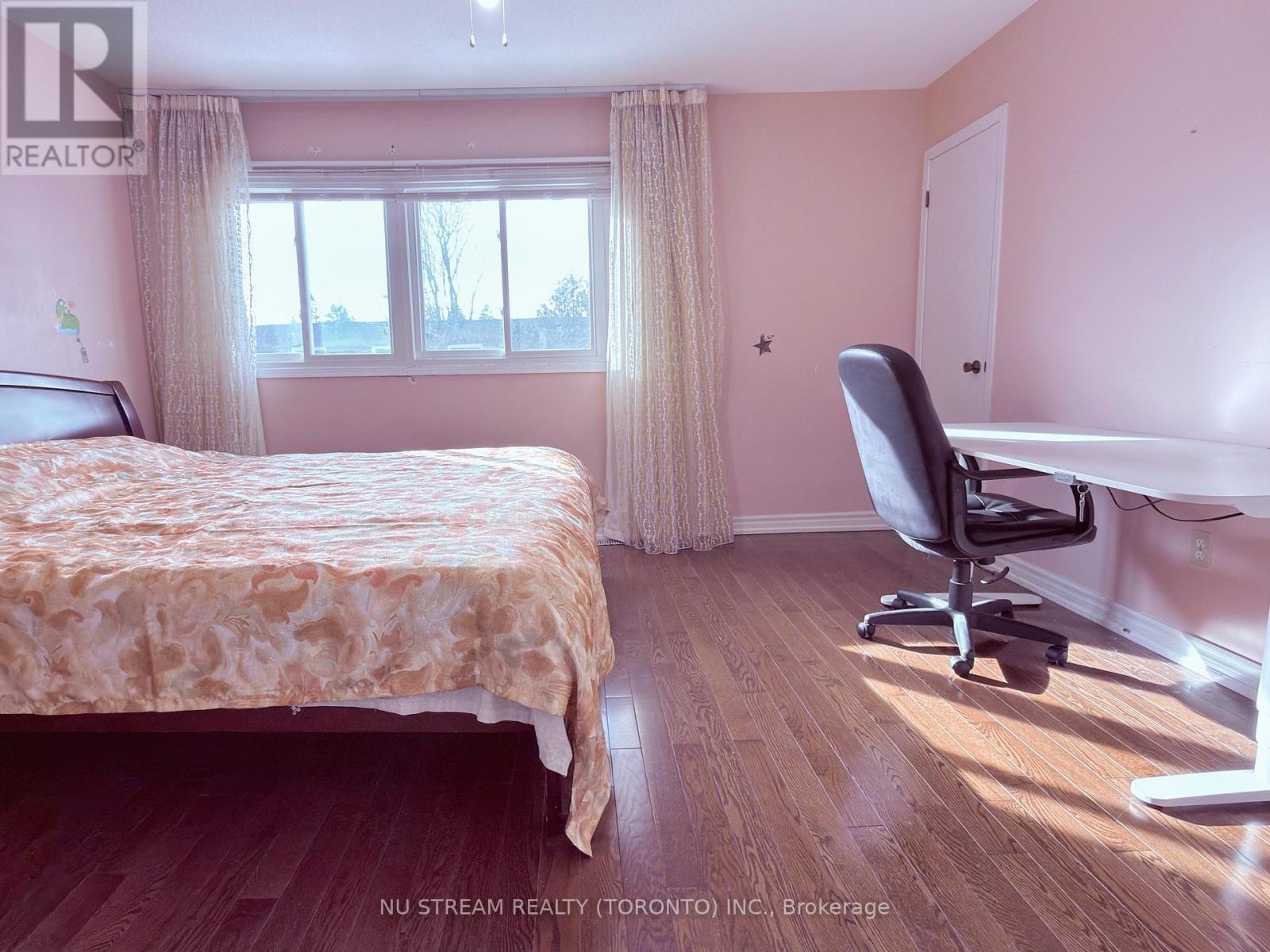 653 Village Parkway, Markham (Unionville), Ontario  L3R 2R2 - Photo 10 - N12753582