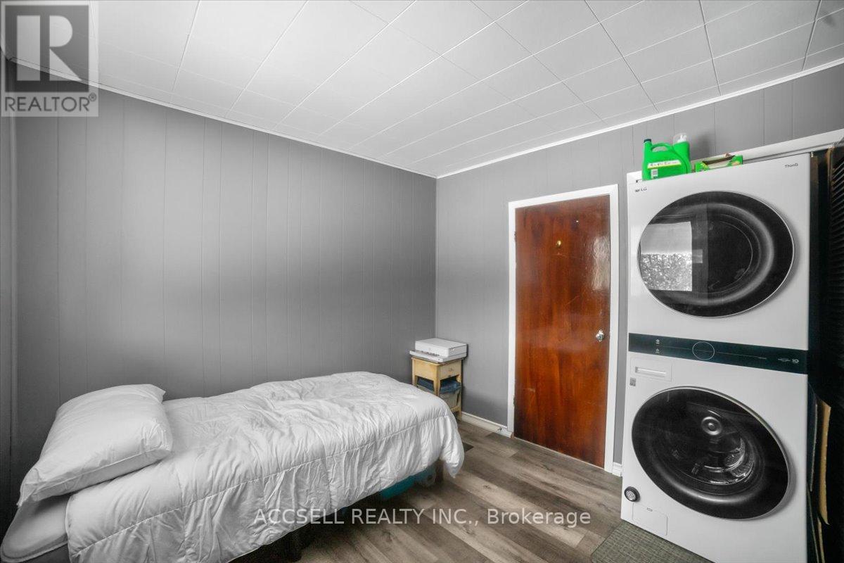 156 Evergreen Avenue, Tay, Ontario  L0K 1R0 - Photo 24 - S12753592