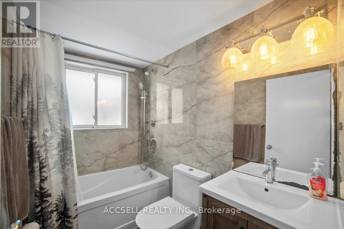 156 Evergreen Avenue, Tay, Ontario  L0K 1R0 - Photo 26 - S12753592