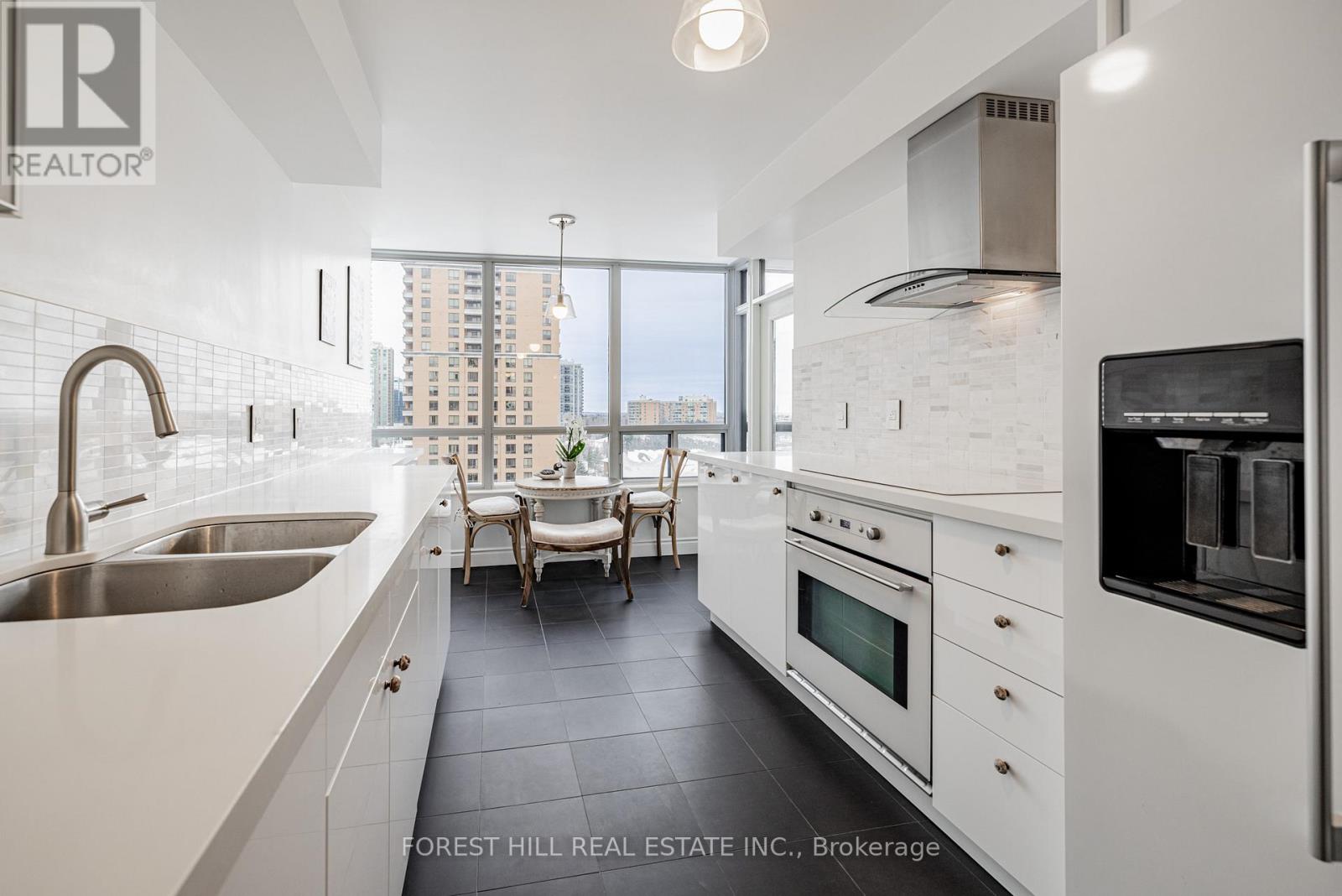 1103 - 880 Grandview Way, Toronto, Ontario  M2N 7B2 - Photo 4 - C12753596