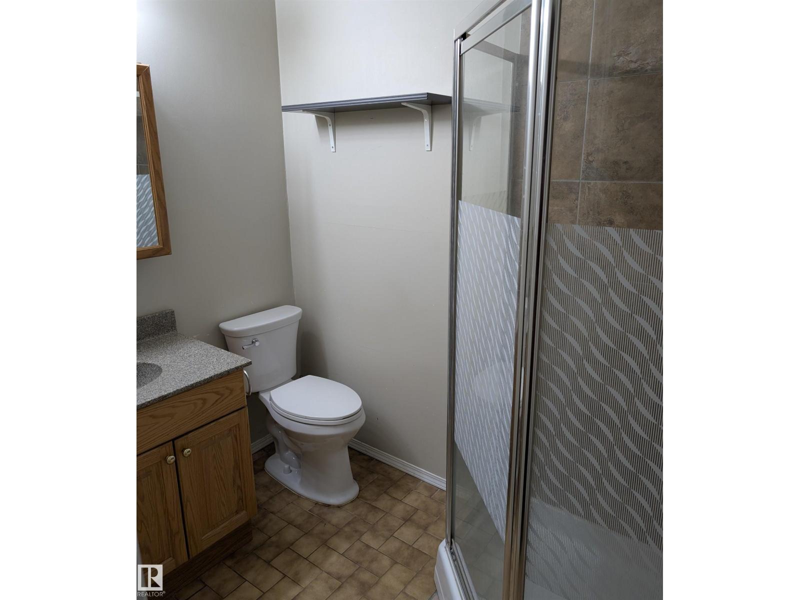 9734 152 St Nw, Edmonton, Alberta  T5P 1X1 - Photo 14 - E4471542