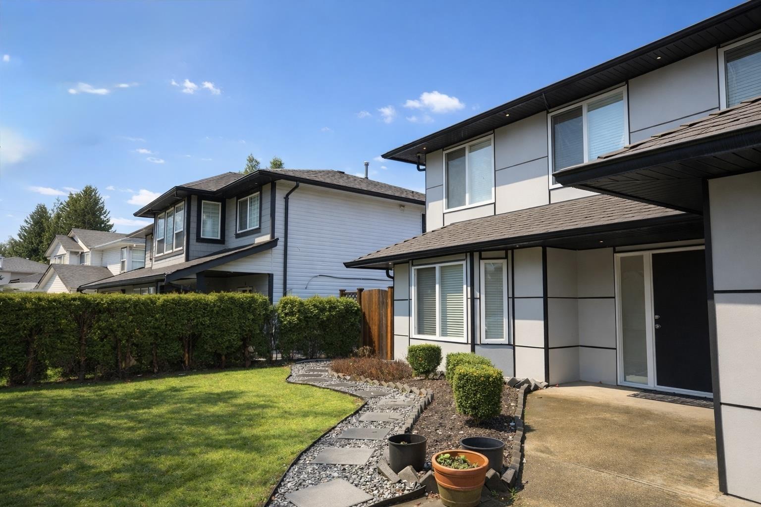 2904 Crossley Drive, Abbotsford, British Columbia  V2T 5G8 - Photo 2 - R3085426