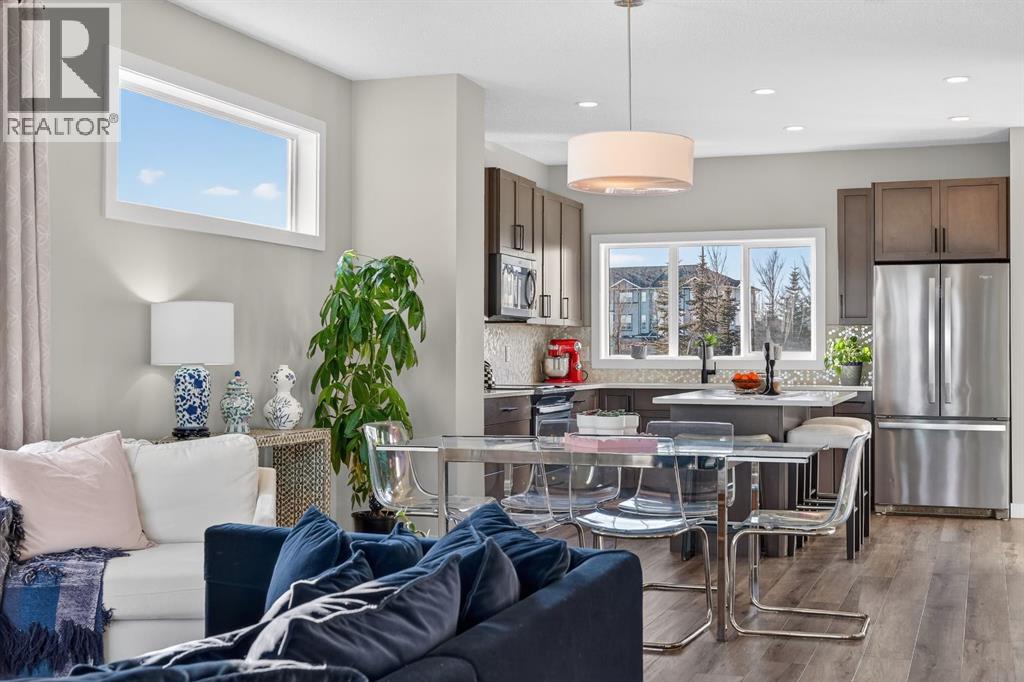 9 Walcrest Gate Se, Calgary, Alberta  T2X 4G3 - Photo 5 - A2280595