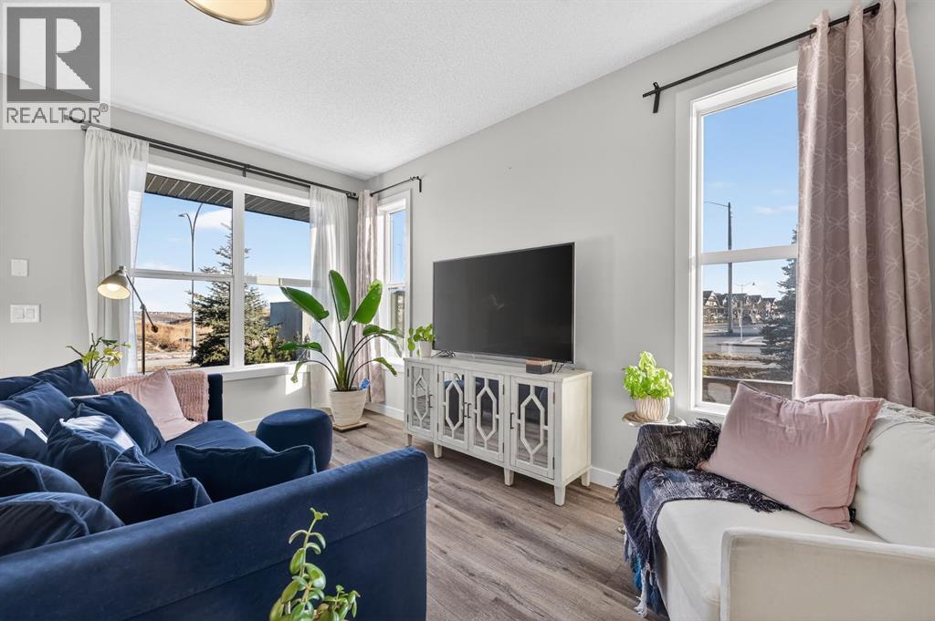 9 Walcrest Gate Se, Calgary, Alberta  T2X 4G3 - Photo 8 - A2280595