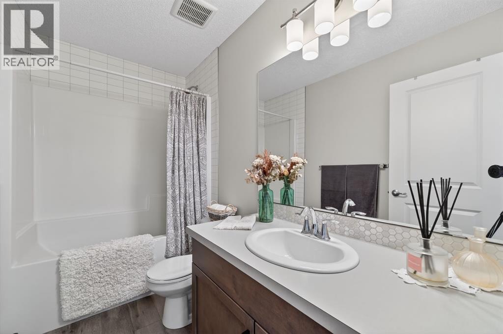 9 Walcrest Gate Se, Calgary, Alberta  T2X 4G3 - Photo 28 - A2280595