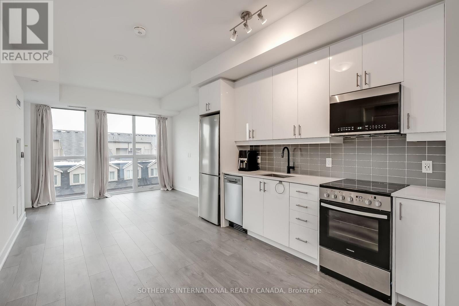 513 - 2343 Khalsa Gate, Oakville, Ontario  L6M 4J2 - Photo 2 - W12753450