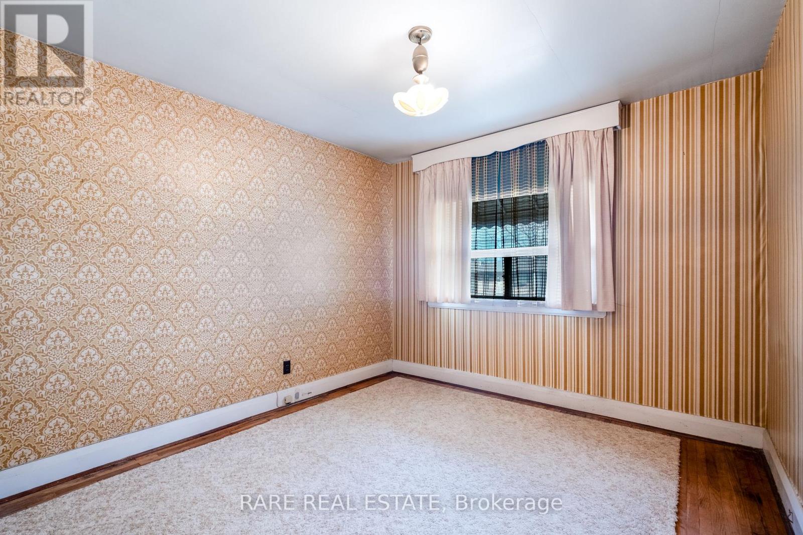 1141 Glengrove Avenue, Toronto, Ontario  M6B 2K5 - Photo 22 - W12753452