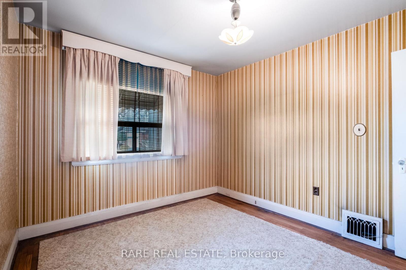 1141 Glengrove Avenue, Toronto, Ontario  M6B 2K5 - Photo 23 - W12753452