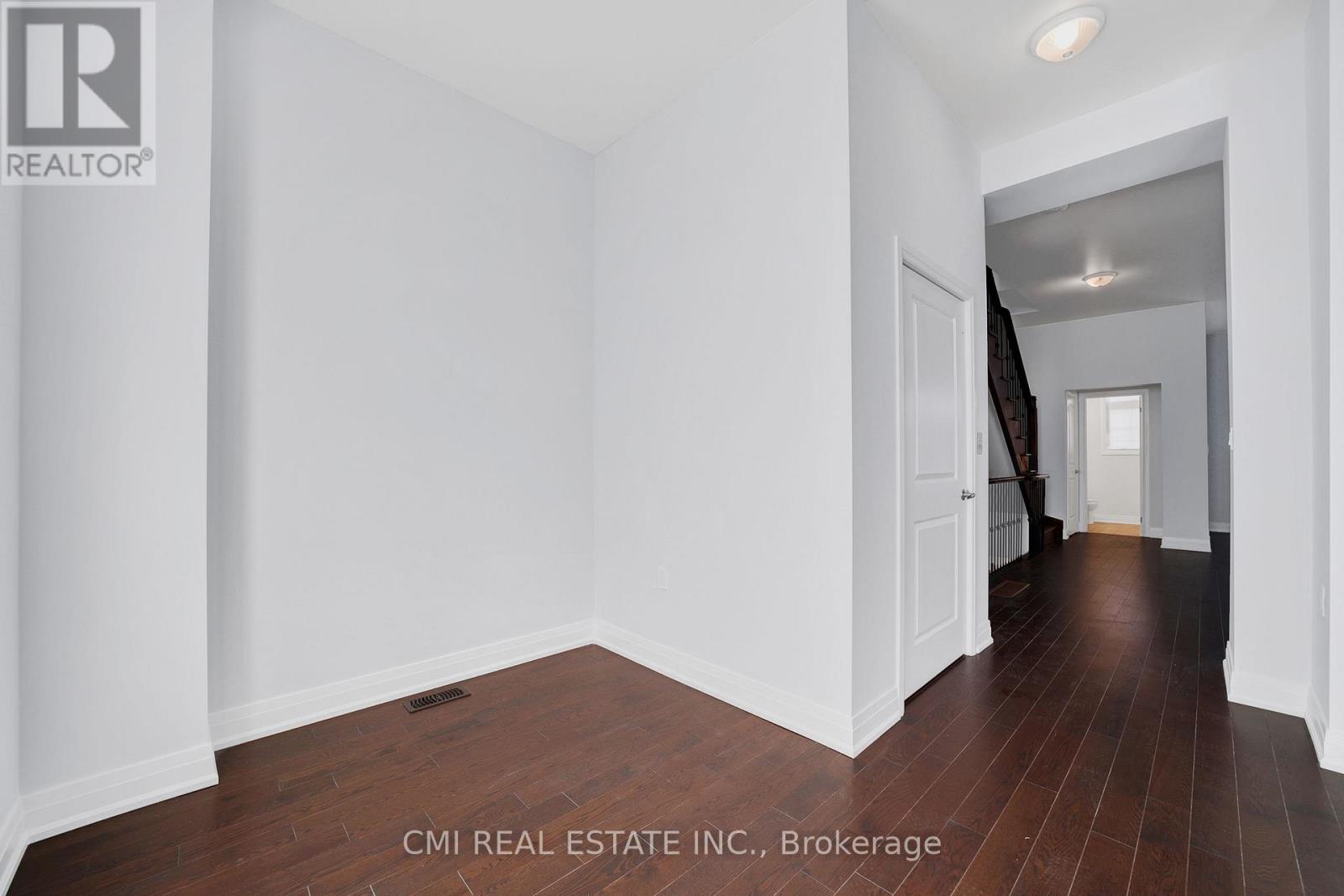 2122 Royal Gala Circle, Mississauga, Ontario  L4Y 0H2 - Photo 17 - W12753474