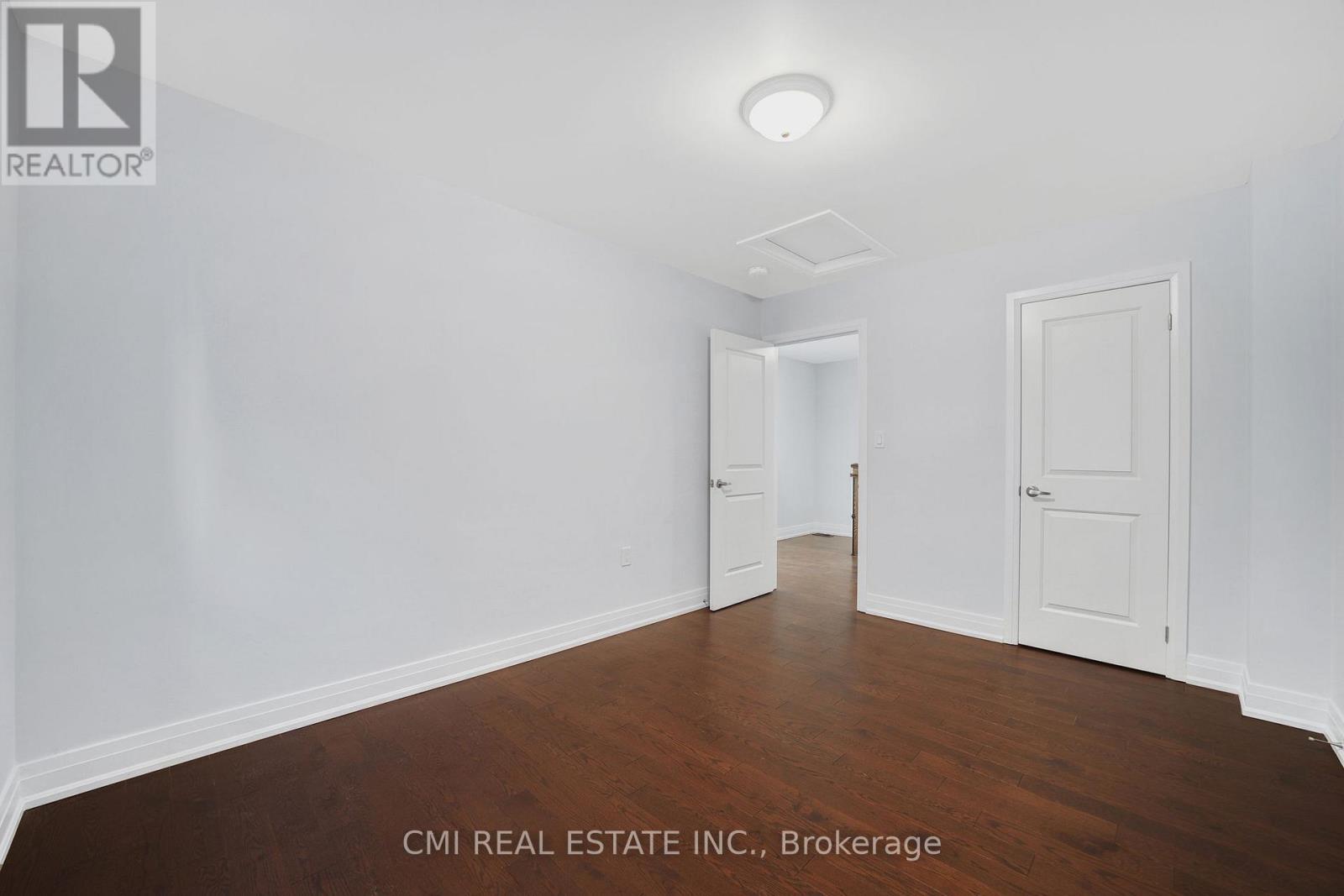 2122 Royal Gala Circle, Mississauga, Ontario  L4Y 0H2 - Photo 24 - W12753474