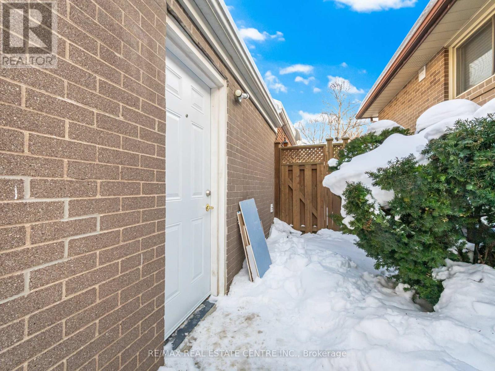 59 Roberts Crescent, Brampton, Ontario  L6W 1G9 - Photo 39 - W12753486