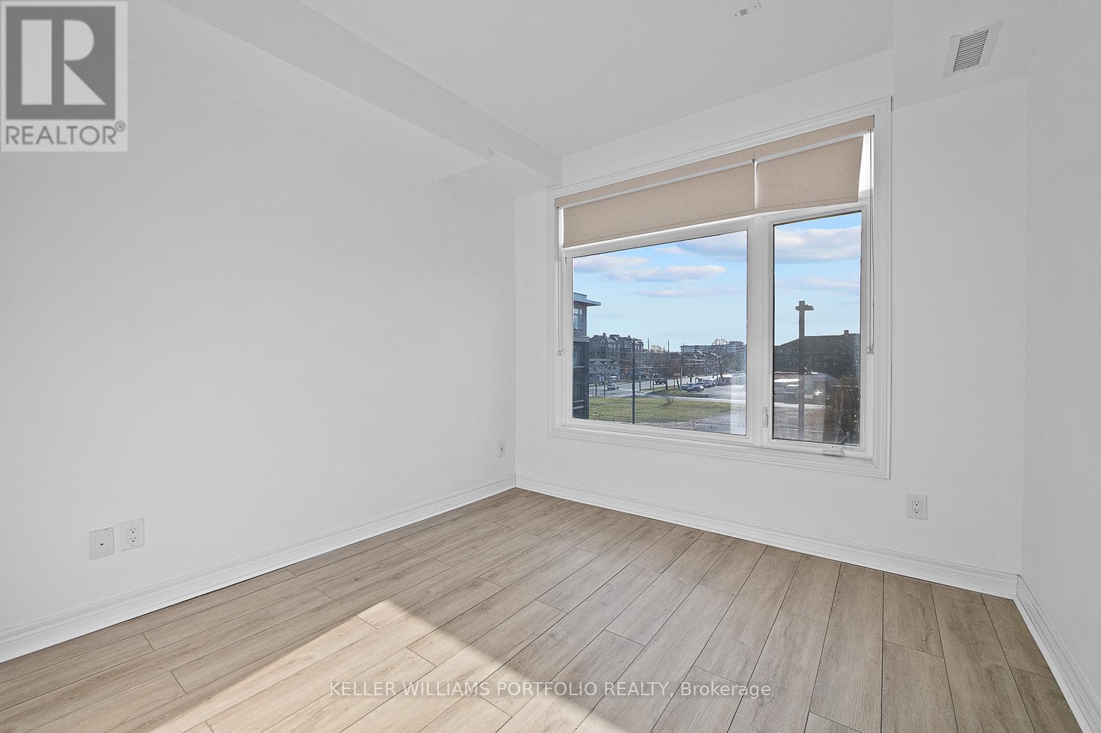 322 - 457 Plains Road E, Burlington, Ontario  L7T 0B8 - Photo 18 - W12753490