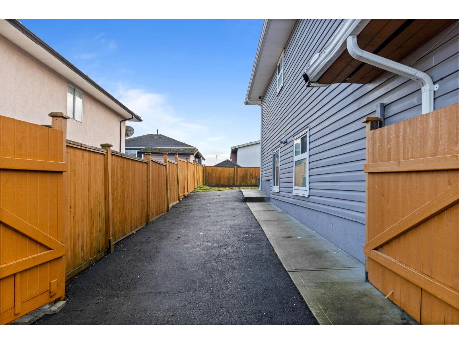 31954 Samuel Court, Abbotsford, British Columbia  V2T 5M7 - Photo 37 - R3085381