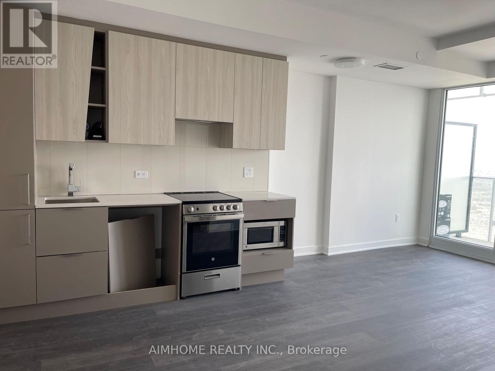 5302 - 3900 Confederation Parkway, Mississauga, Ontario  L5B 0M3 - Photo 2 - W12753558