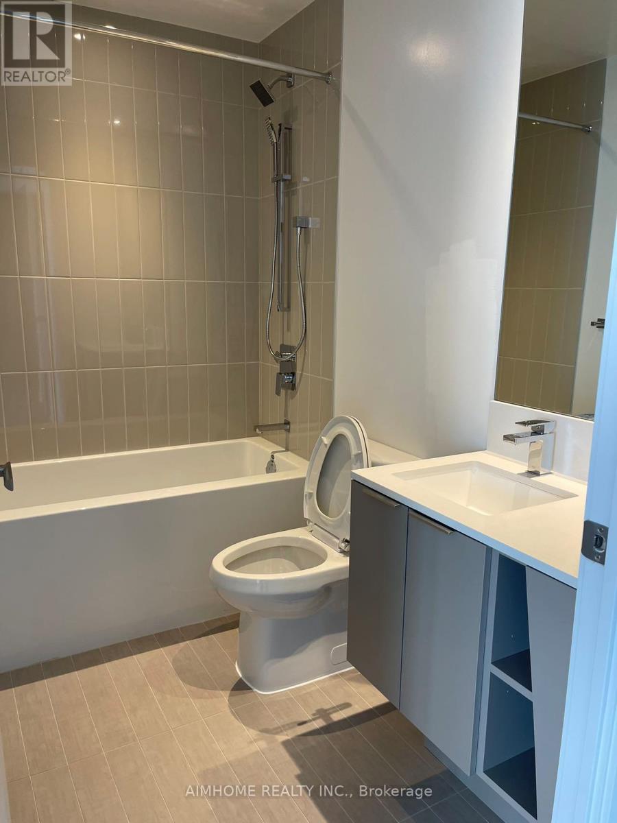 5302 - 3900 Confederation Parkway, Mississauga, Ontario  L5B 0M3 - Photo 9 - W12753558