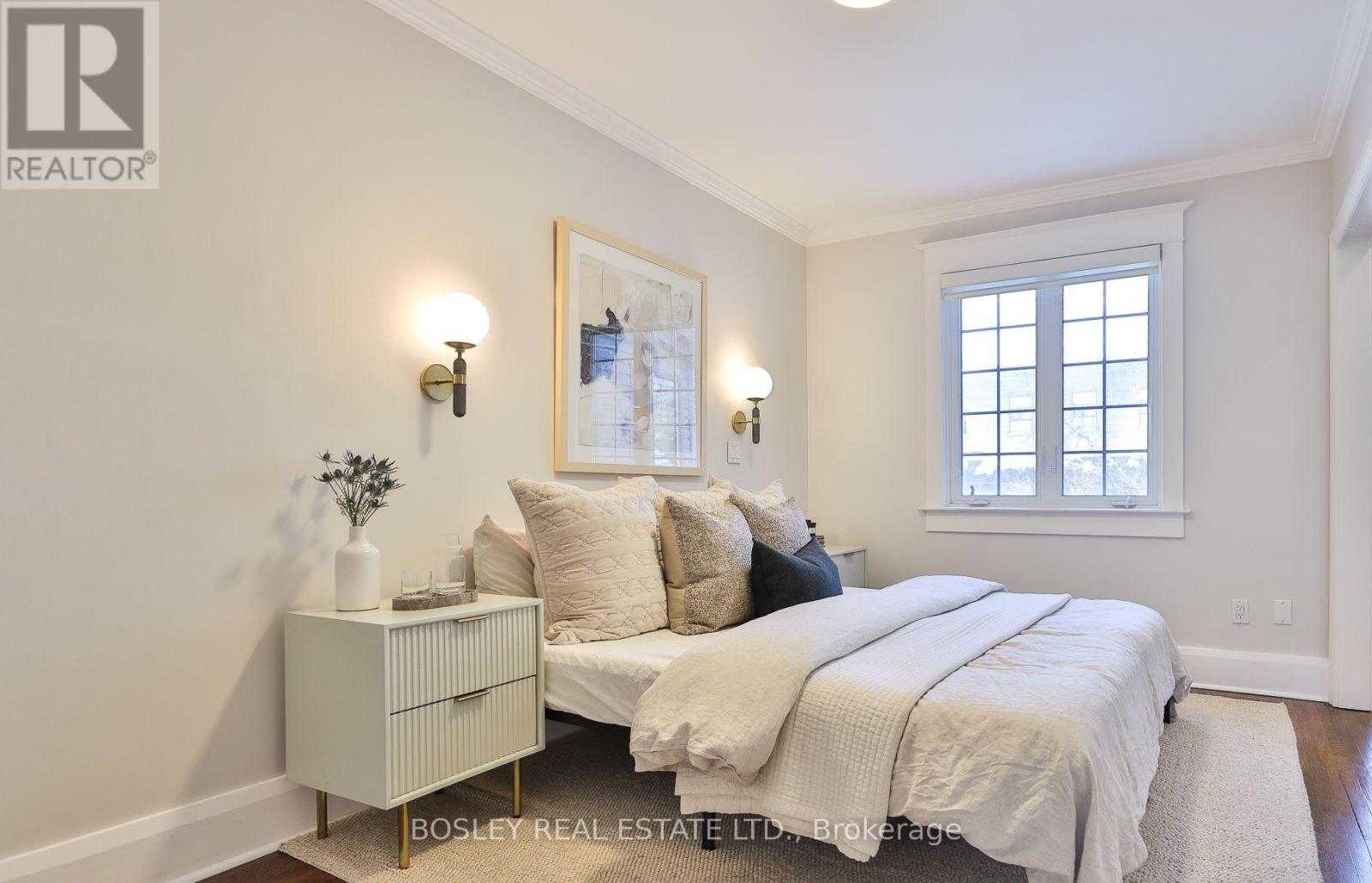 413 Beresford Avenue, Toronto, Ontario  M6S 3B6 - Photo 17 - W12753562