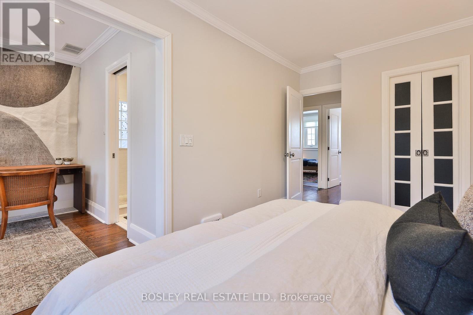 413 Beresford Avenue, Toronto, Ontario  M6S 3B6 - Photo 24 - W12753562